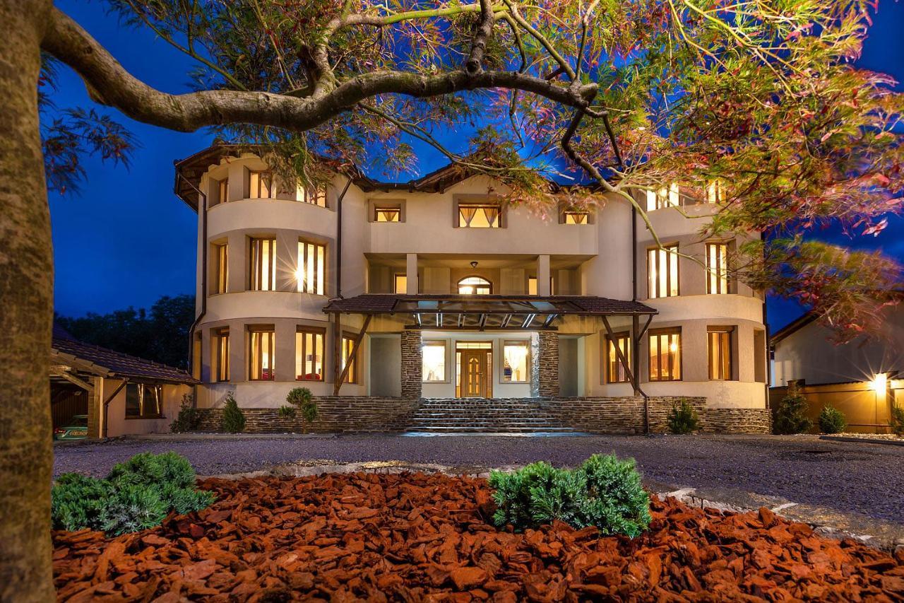 Transilvania Mansion براشوف المظهر الخارجي الصورة