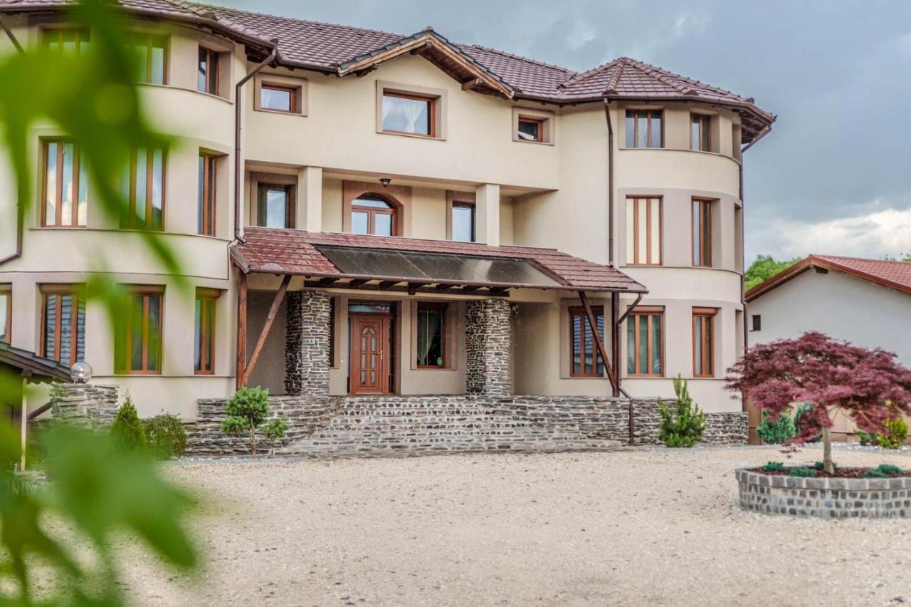 Transilvania Mansion براشوف المظهر الخارجي الصورة